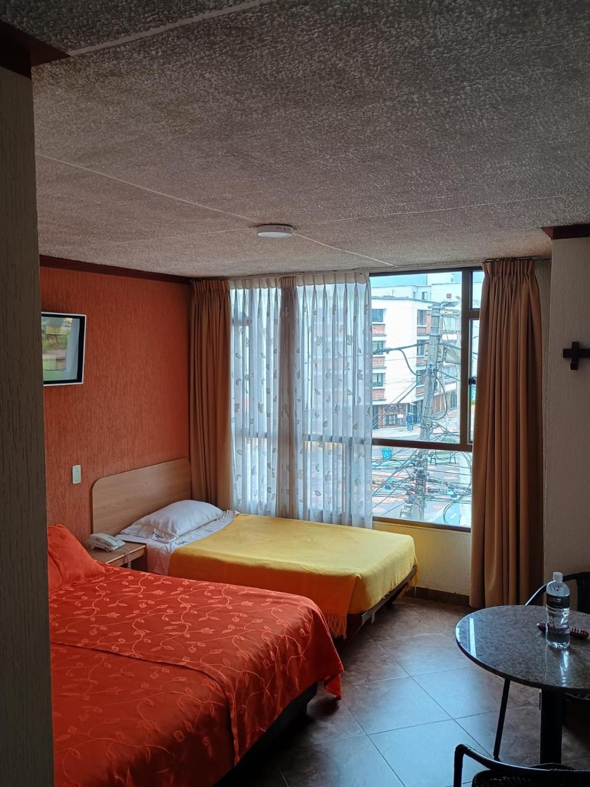 Hoteles Bogota Inn Galerias Экстерьер фото