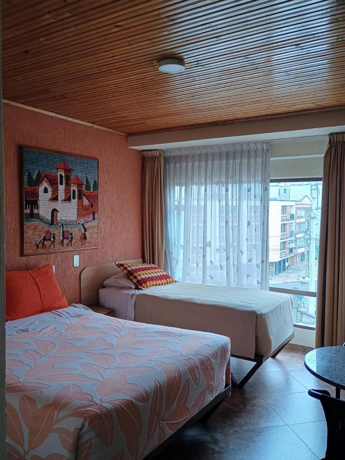 Hoteles Bogota Inn Galerias Экстерьер фото